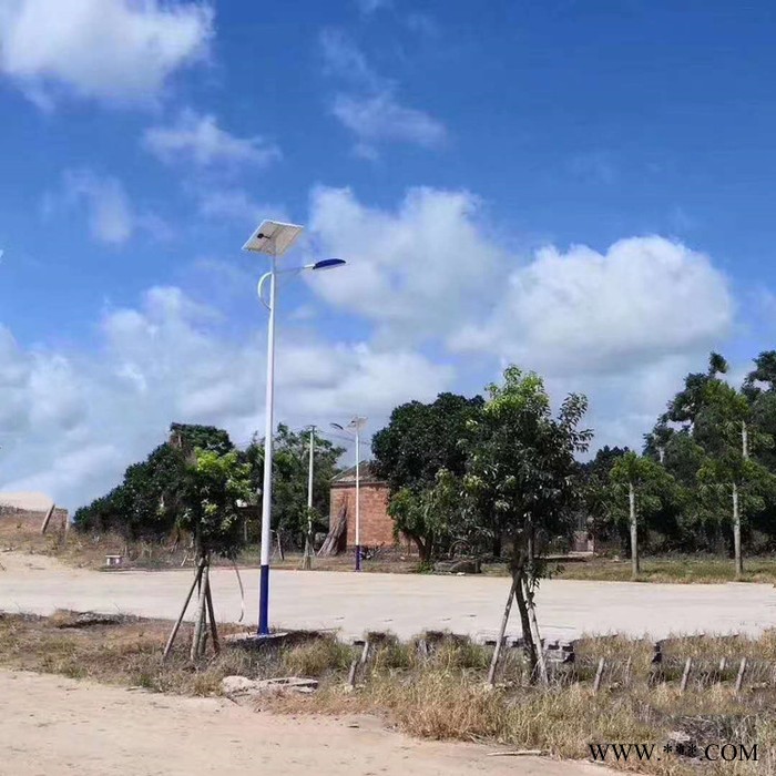 风光互补太阳能路灯 鑫瑞达太阳能景观灯 单臂道路灯定制图5