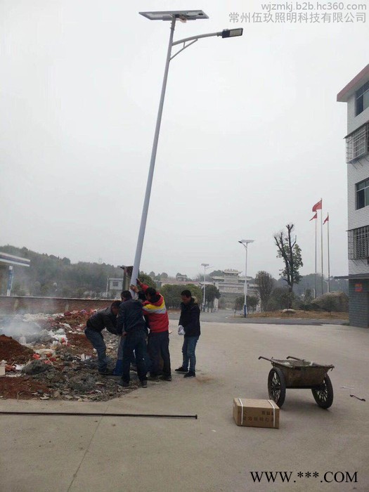 常州FNZH/伍玖照明定制太阳能路灯太阳能路灯价格实惠厂家批发图3