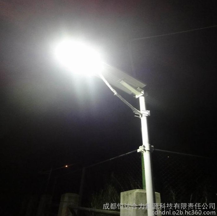太阳能一体化路灯SH-215 太阳能庭院灯 太阳能路灯厂价直销图2
