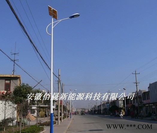 维修太阳能路灯图4