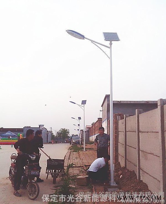 太阳能发电系统 30瓦太阳能路灯 LED路灯加工定制图3