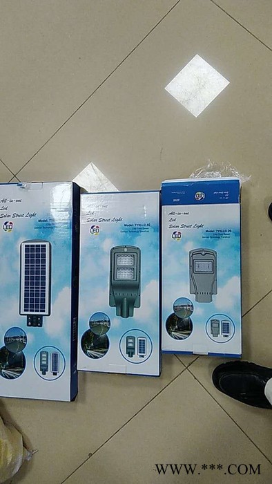 LED太阳能路灯  LED照明路灯 LED太阳能路灯图3
