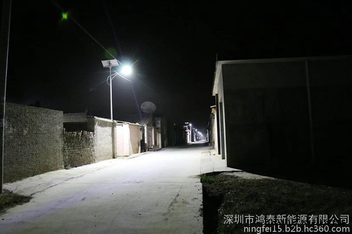 河北保定徐水太阳能路灯厂鸿泰HT-F40W太阳能路灯LED路灯风光互补一体化太阳能路灯家用光伏路灯光伏照明太阳能灯图2
