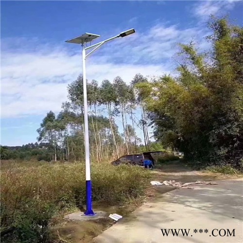 璀璨T0558 太阳能路灯 6米太阳能路灯