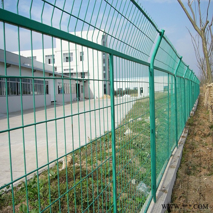 朋英 厂家报价 光伏发电站防护网 光伏发电站框架防护网 光伏发电站隔离防护网图5