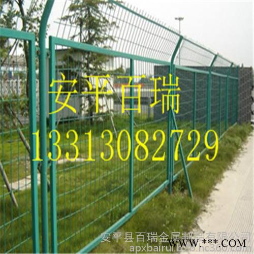 百瑞光伏围栏网  光伏围栏网厂家  光伏围栏网价格  光伏网围栏  铁丝网光伏电站图2