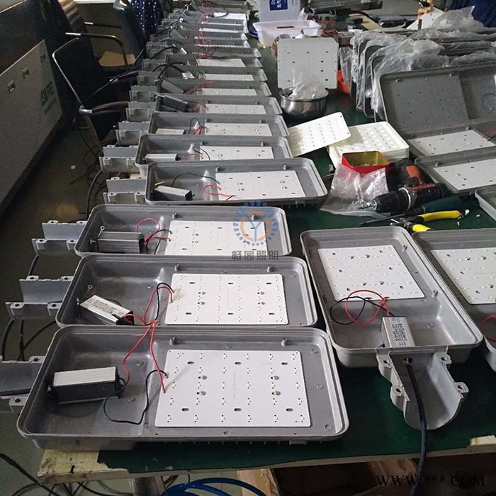 太阳能路灯厂商销售太阳能LED路灯 太阳能路灯价格合理 户外灯具照明图2