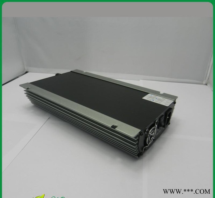 分布式发电高效太阳能微型并网光伏逆变器1000W，110V图3