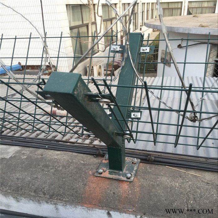 果园圈地护栏 放心省心 澜润安装仓库隔离网 道路安全框架网 光伏发电防护网公司图5