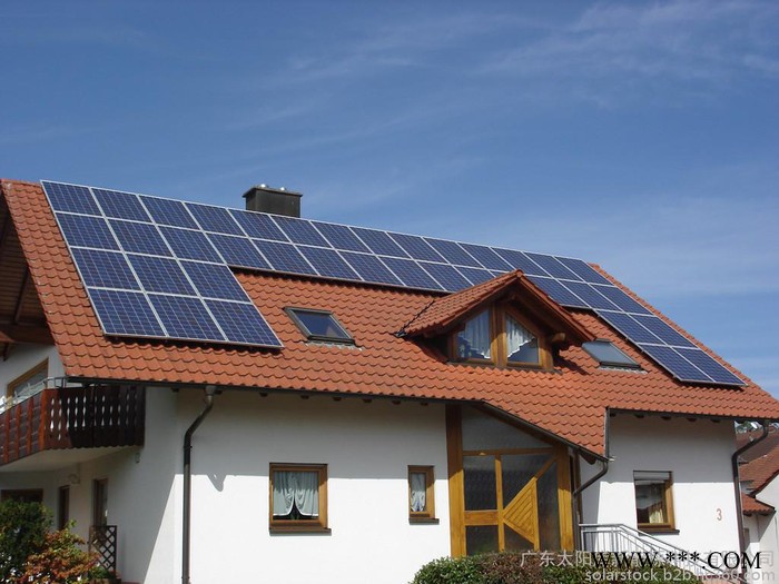 深圳家用屋顶太阳能发电 光伏发电系统设计安装一站式交钥匙工程 家用太阳能发电系统图2