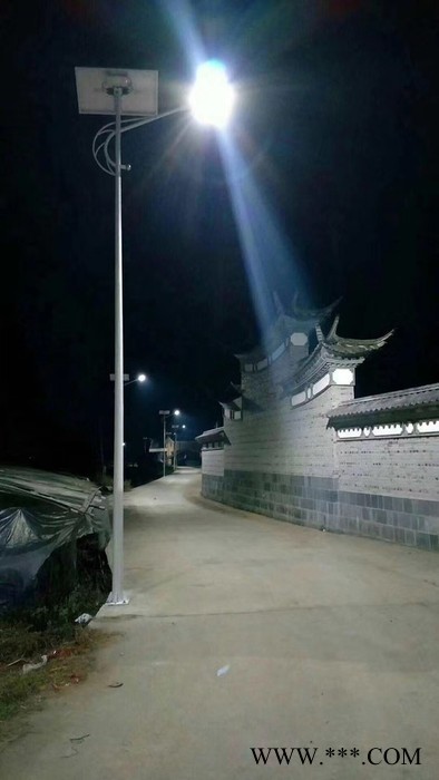 河南登封太阳能路灯厂鸿泰太阳能路灯HT-FL40W分体式锂电池太阳能路灯一体化家用太阳能灯LED路灯图5