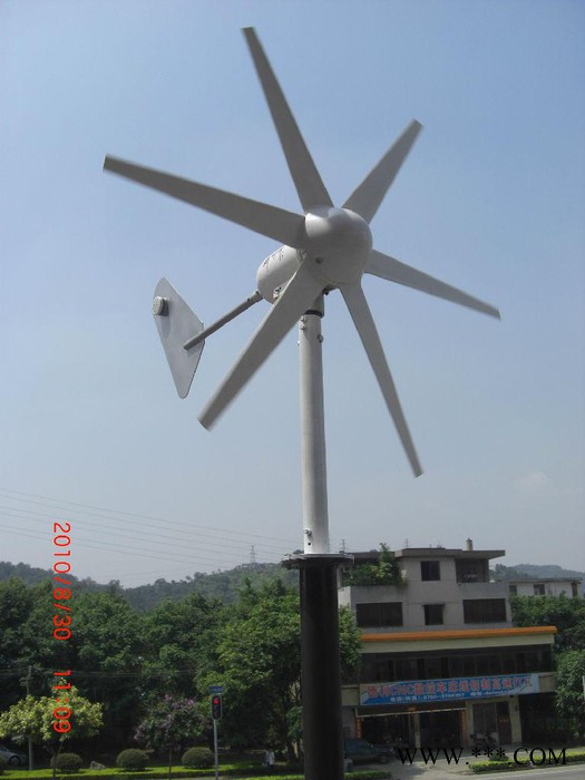 供应风力发电机厂家优惠价格供应300W水平轴风力发电机图3