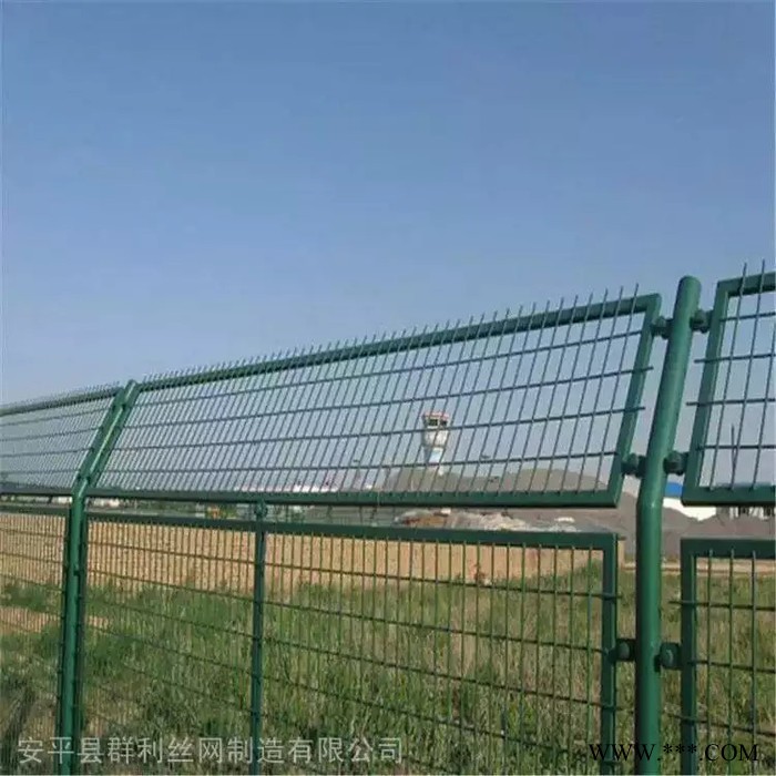 长沙圈地养殖网价格 光伏电站隔离防护网 浸塑双边丝护栏网 果园外围防护隔离网图4