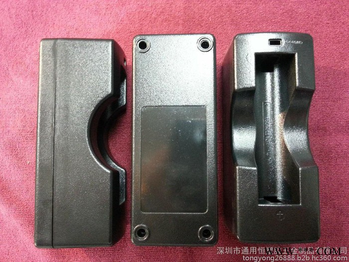 厦门注塑厂家专业生产批发锂电池充电器外壳 TYH18650单充双充塑料充电器外壳 配弹片图4