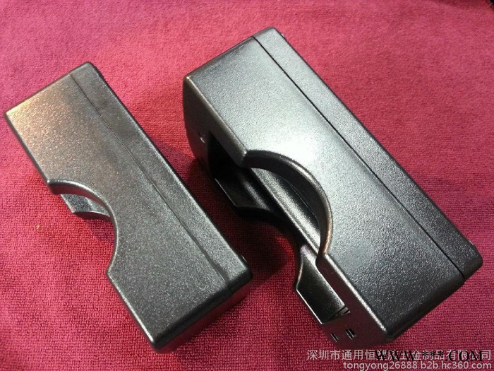 山东厂家专业生产批发单充双充锂电池充电器外壳 18650塑胶充电器外壳图7