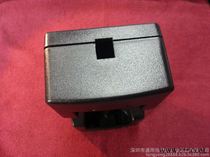 山东厂家专业生产批发单充双充锂电池充电器外壳 18650塑胶充电器外壳图3