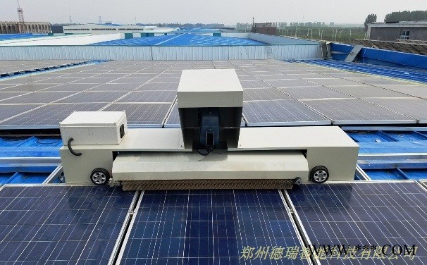 德瑞智能QBY光伏组件清洗服务,光伏板清扫机价格图2