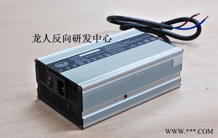 锂电池充电器PCB抄板图2