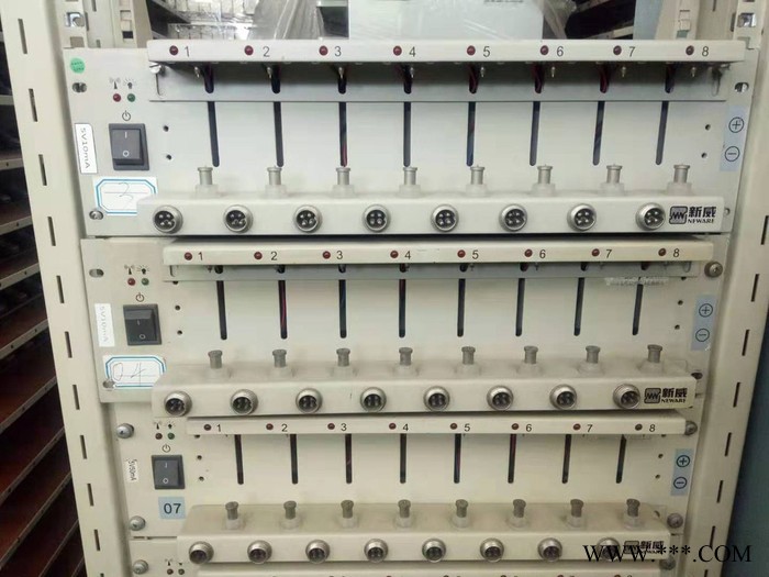 新威5V50毫安5V10毫安二手 小聚软包蓝牙耳机 圆聚通用款锂电池高精度老化循环 化成 寿命容量 检测测试柜图2