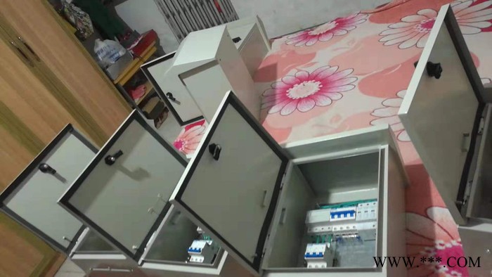 光伏并网箱防雷5kw-10kw光伏**过欠压浪涌防雷并网箱图2