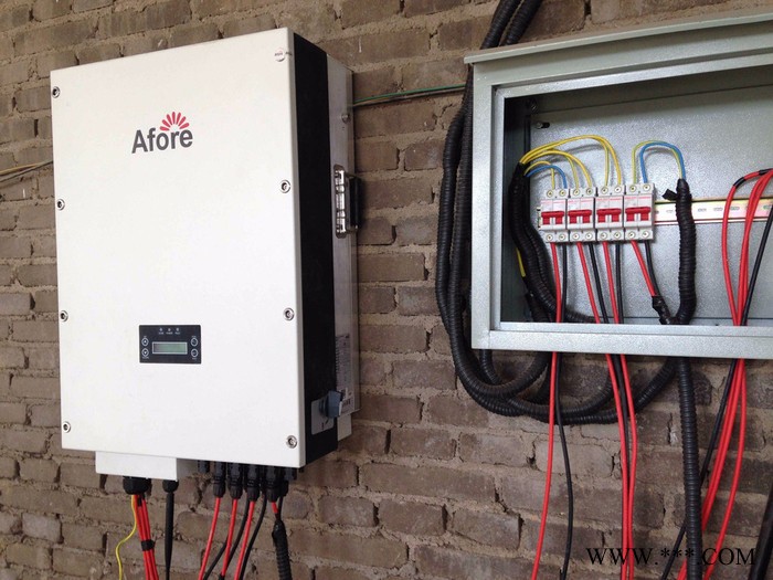 艾伏工厂直供太阳能光伏并网逆变器5kw 室外安装防防暴雨IP65(双路独立）图3