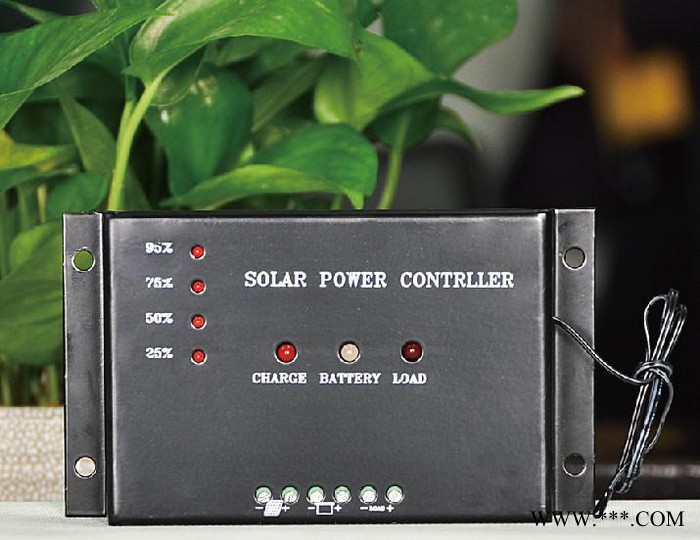 12V  10A太阳能控制器图2