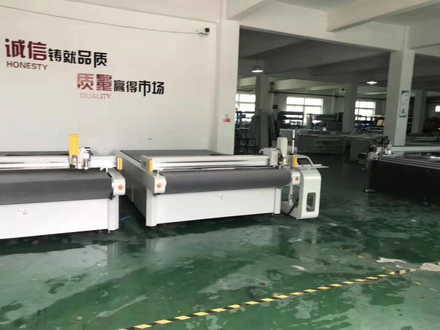 厂家直供陶瓷纤维毯碳纤维切割机 玻璃纤维保温棉 岩棉专用下料机图2