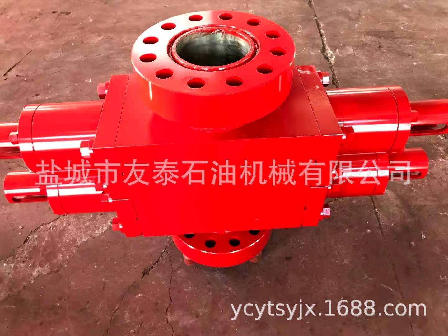 2FZ18-35液压双层闸板防喷器生产厂家图2