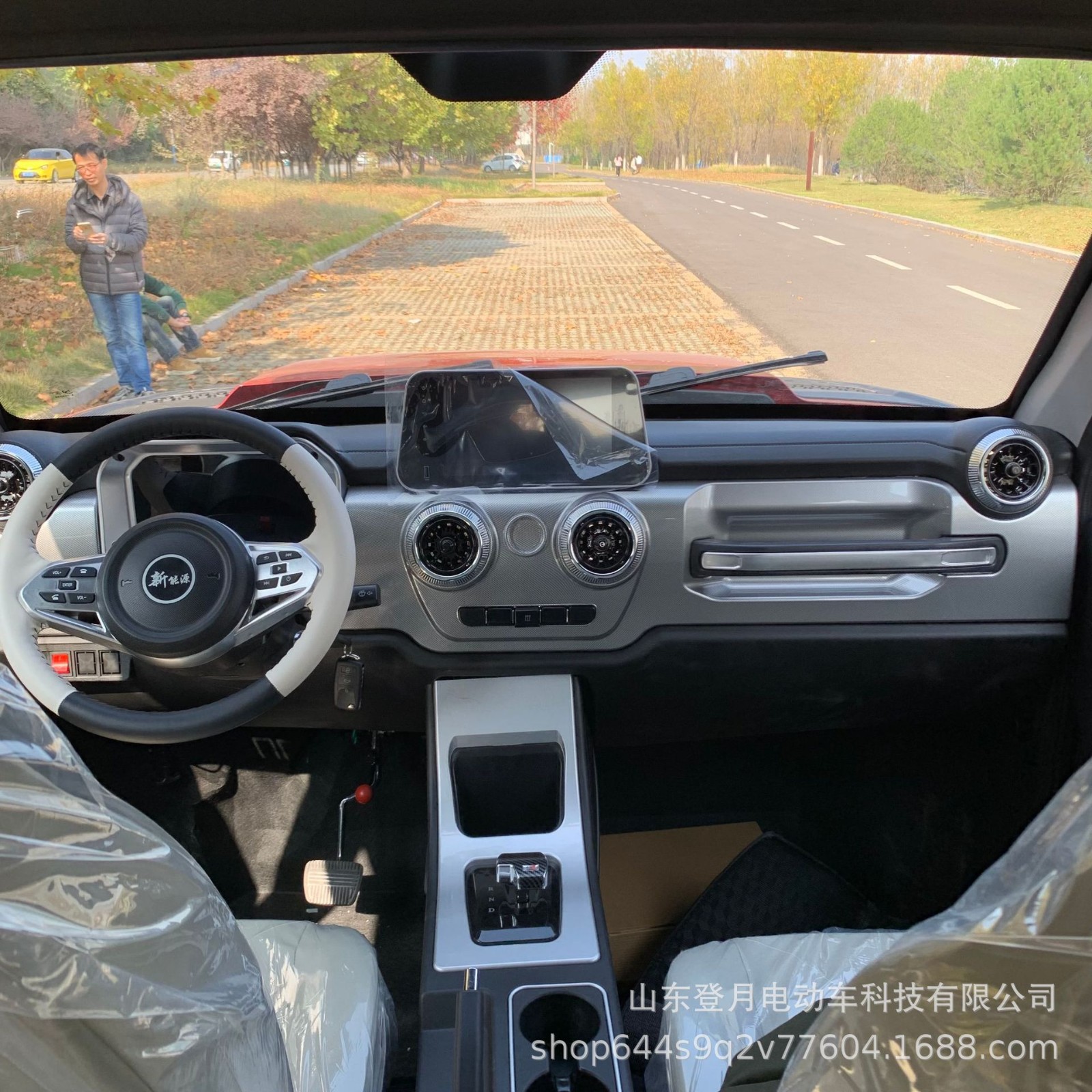 电动四轮皮卡家用载货汽车新能源双排油电两用农用老头乐代步车图4