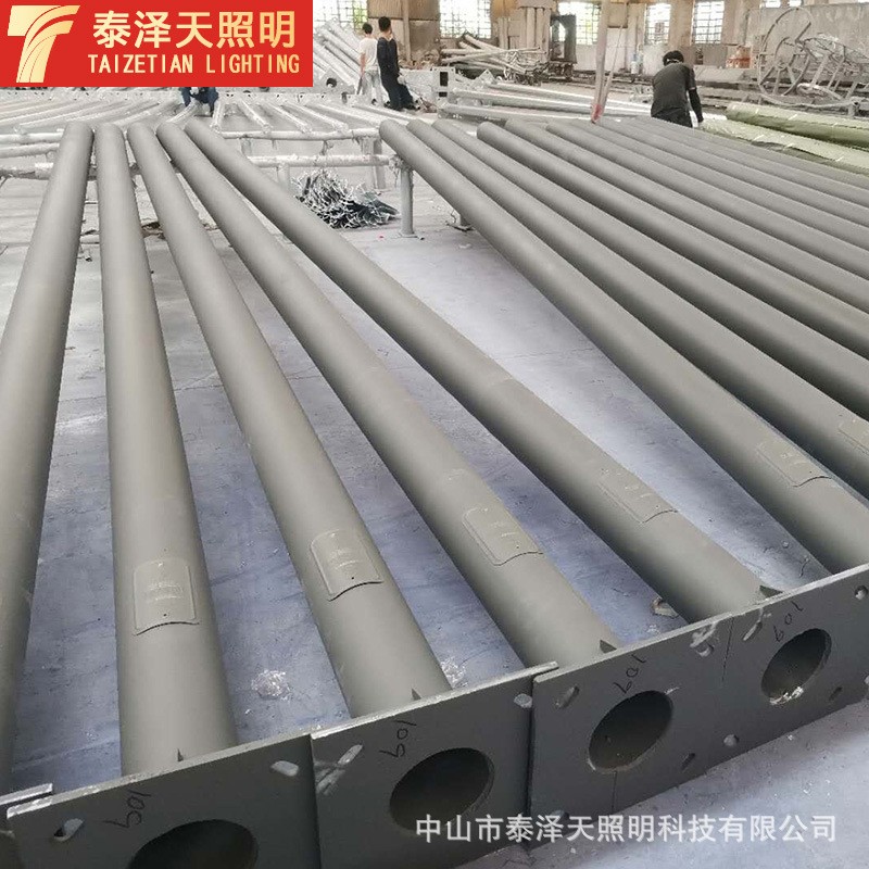 太阳能户外照明led路灯杆厂家6米8米9米热镀锌灯杆篮球场操场灯杆图2