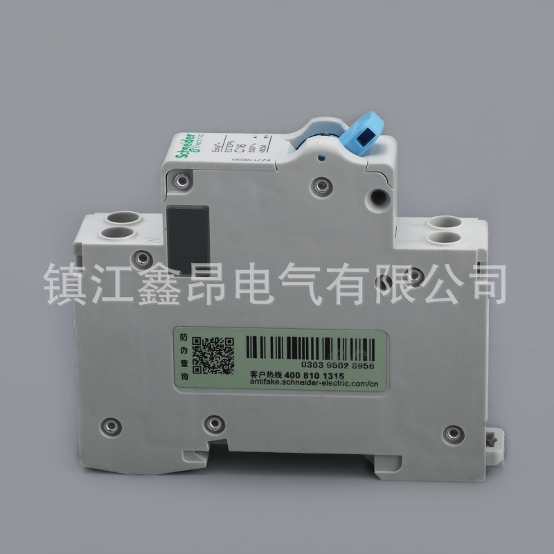 施耐1德 EZ7系列小型断路器1-4P高额定电流微型断路器 C D型图4