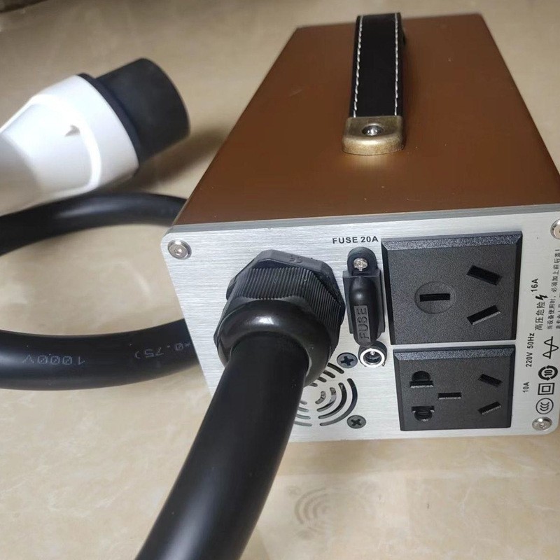 特斯拉蔚来对外放电小鹏电动车220V放电枪取电神器碳巨头移动电站图3