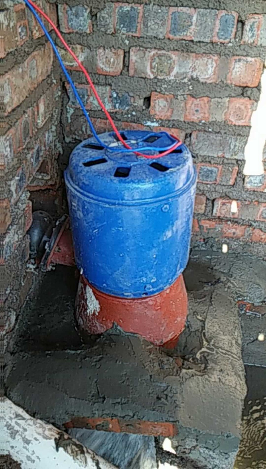 厂家批发斜击式1000w水轮发电机水力发电机1kw水流发电机水轮发电图5